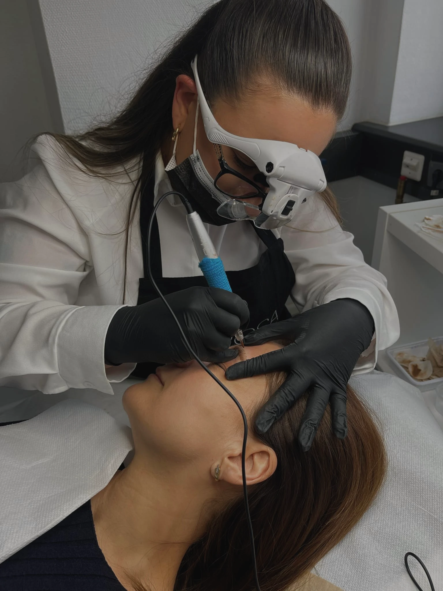 sminktetoválás kezelési folyamat prémium higiéniával