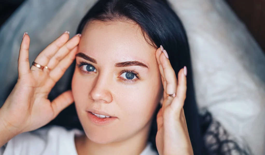 Nádorffy Dorottya Sminktetováló szemöldöktetoválás